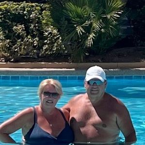 Meet your Posher, Barryand barb